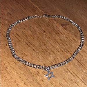 RARE Short brandy melville star necklace